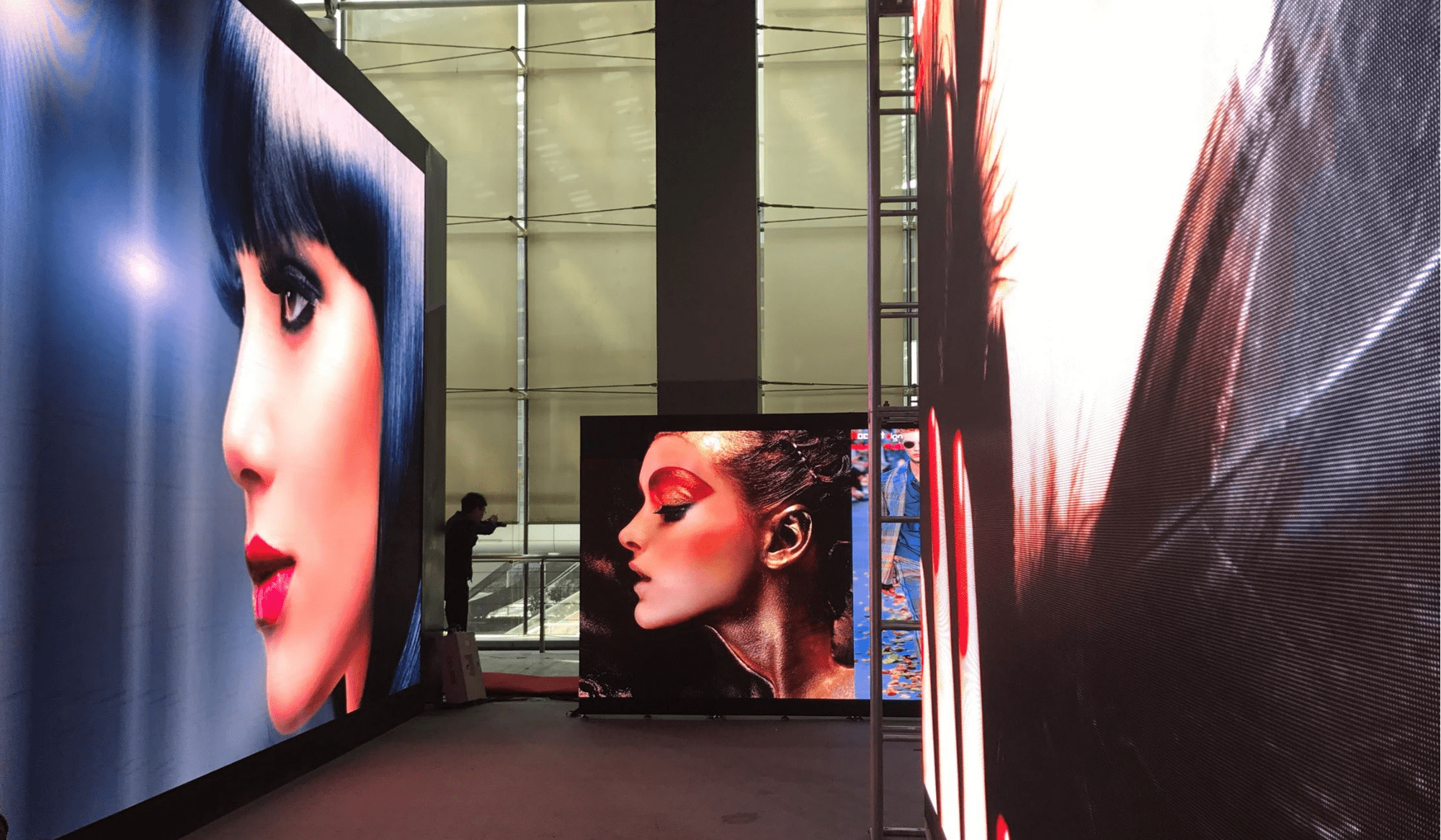 High-Res LED Display high-resolution LED